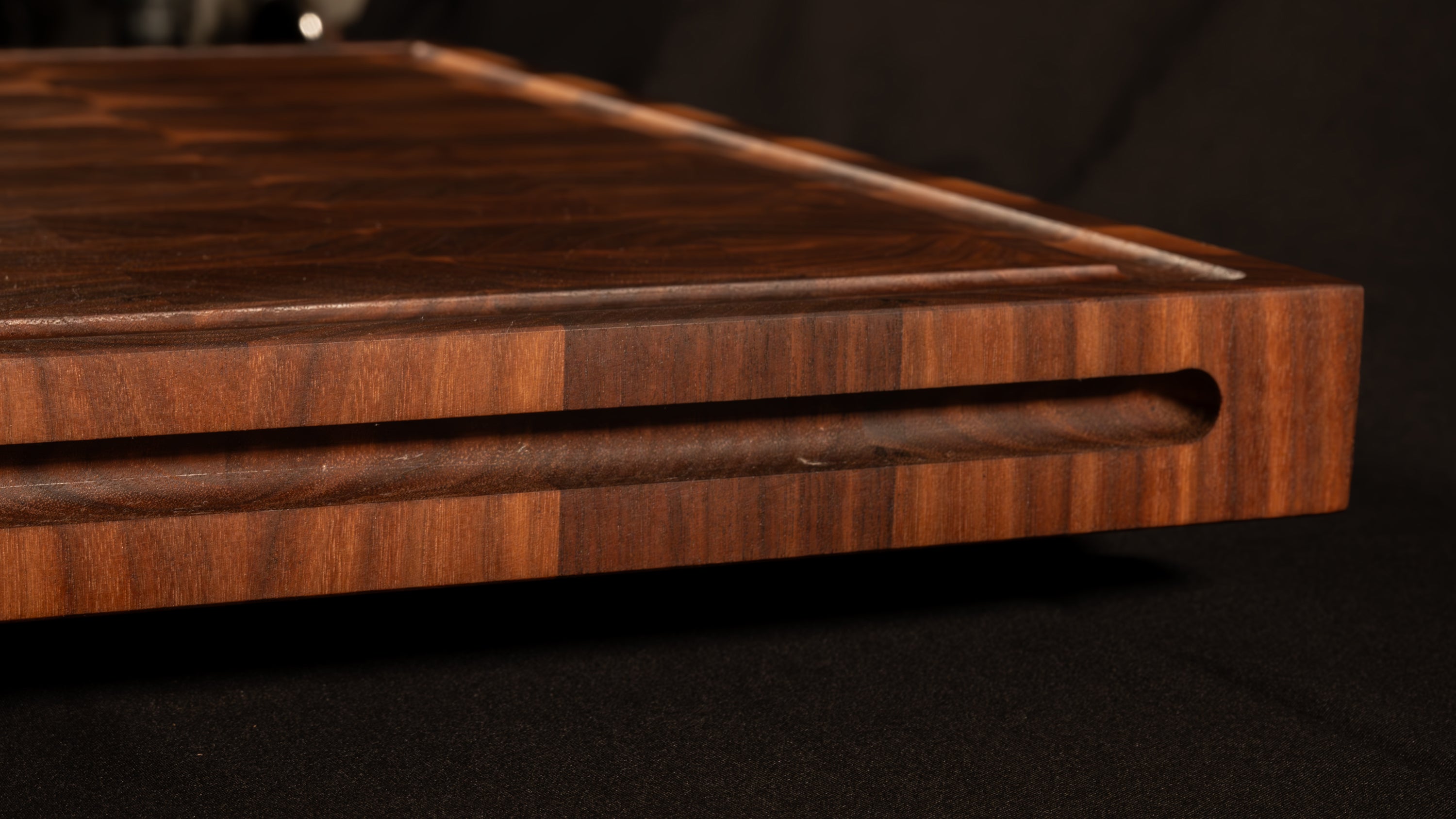 Youtube Video Walnut End Grain Cutting Board